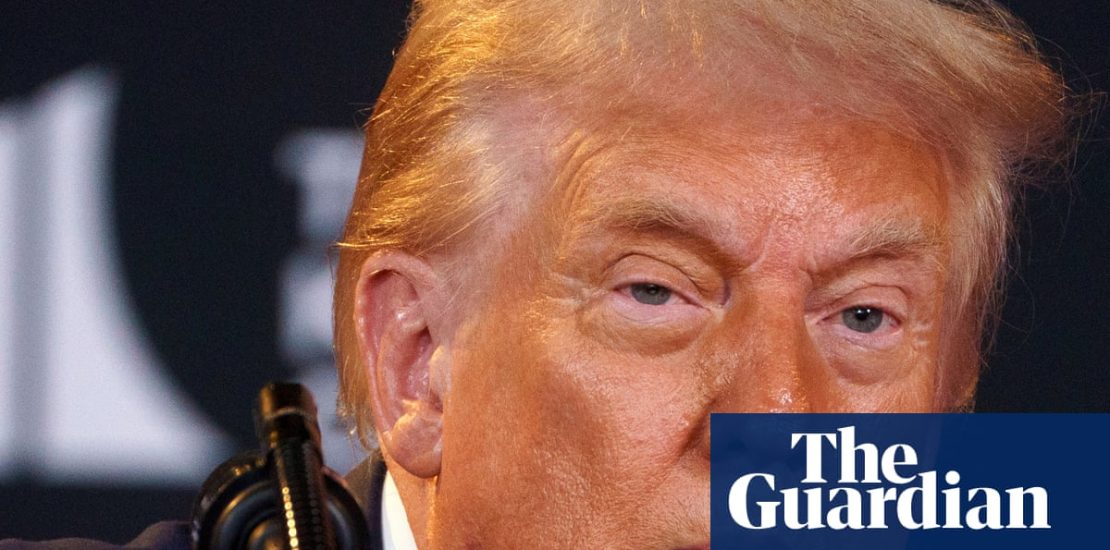 Trump revokes Biden order promoting competition in the US economy | Donald Trump
